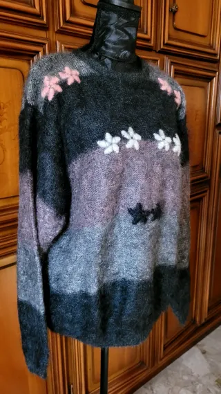 Maglione in lana con fiori taglia 46/48