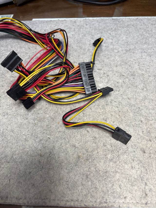 Fuente Alimentación Tacens APII 600W