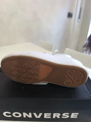 Converse pelle bianche N. 39.5