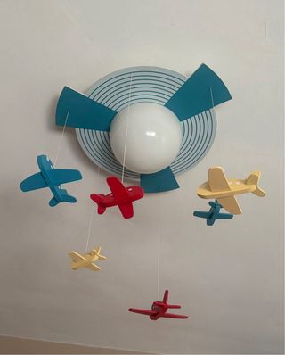 Lámpara infantil aviones