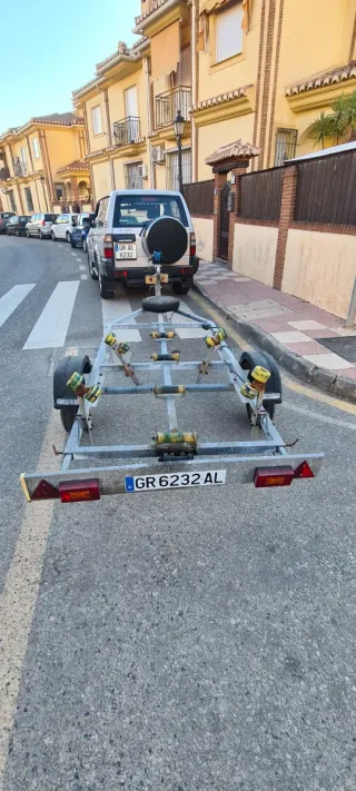 Barco semirrígido Neuvisa 460 + remolque