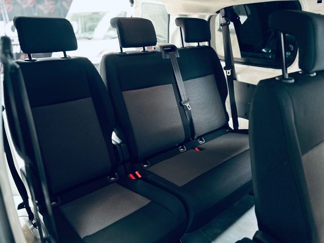 Peugeot Expert 1.5 Bluehdi 120 Combi 8 Standard