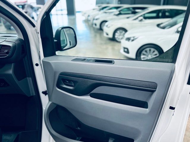 Peugeot Expert 1.5 Bluehdi 120 Combi 8 Standard