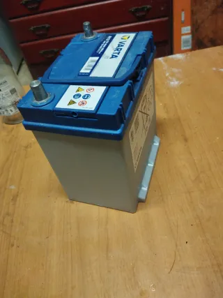 Batería Varta 12V 40Ah 330A