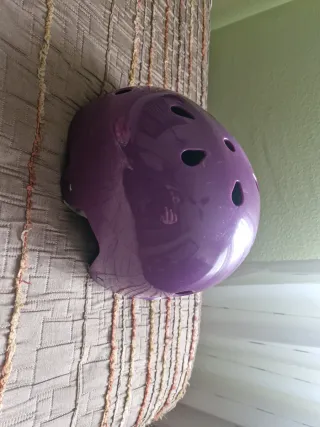Casco Morado Patines/Patinete talla 58-54 cm