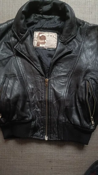 Chaqueta bomber de cuero,. AMI London original s