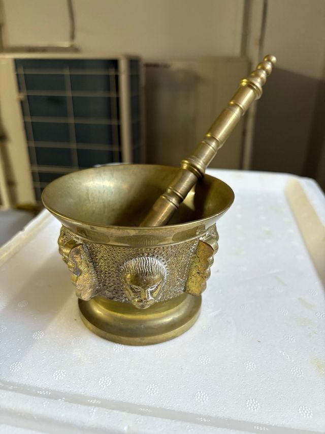 Almirez coleccion de bronce antiguo