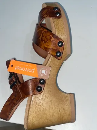 Sandalias Porronet tacón flores