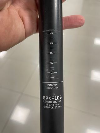 Tija de sillín de carbono