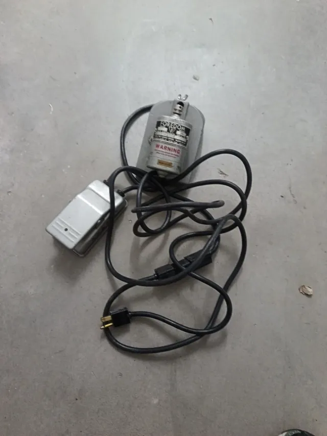 Motor Foredom para máquina de coser