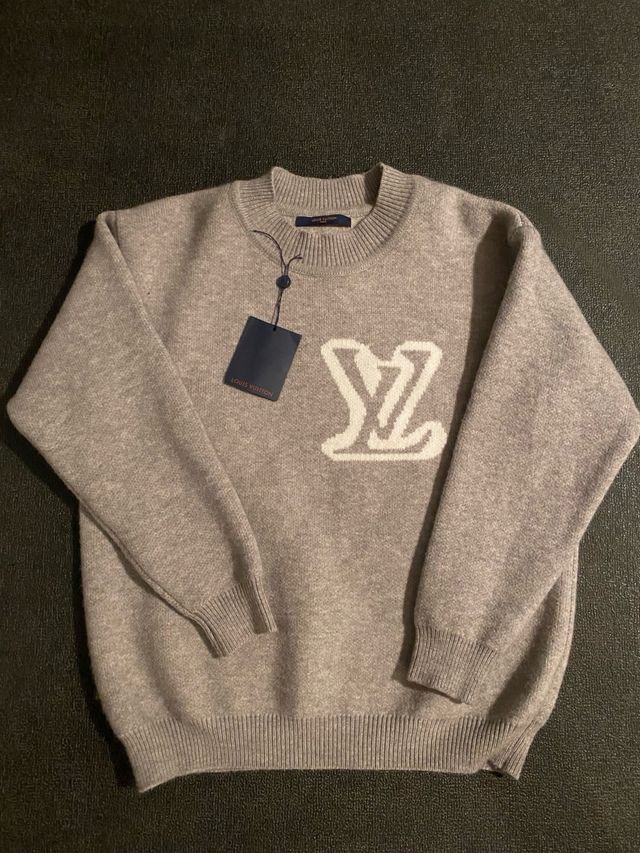 Camiseta Louis Vuitton cinza tamanho único