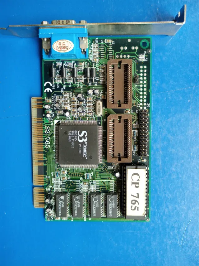 Tarjeta Gráfica PCI S3 Trio64V+
2mb ampliable a 8