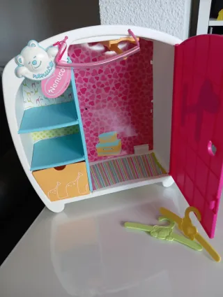 Armario y trona Nenuco