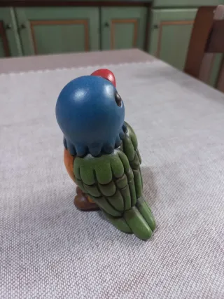 Statua Thun Pappagallo