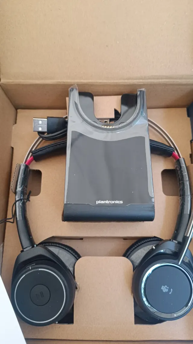 Plantronics Voyager Focus UC B825 Auriculares