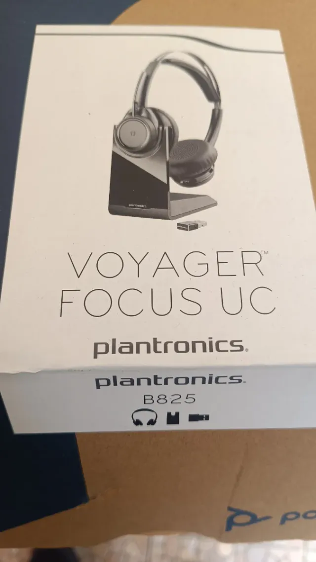 Plantronics Voyager Focus UC B825 Auriculares