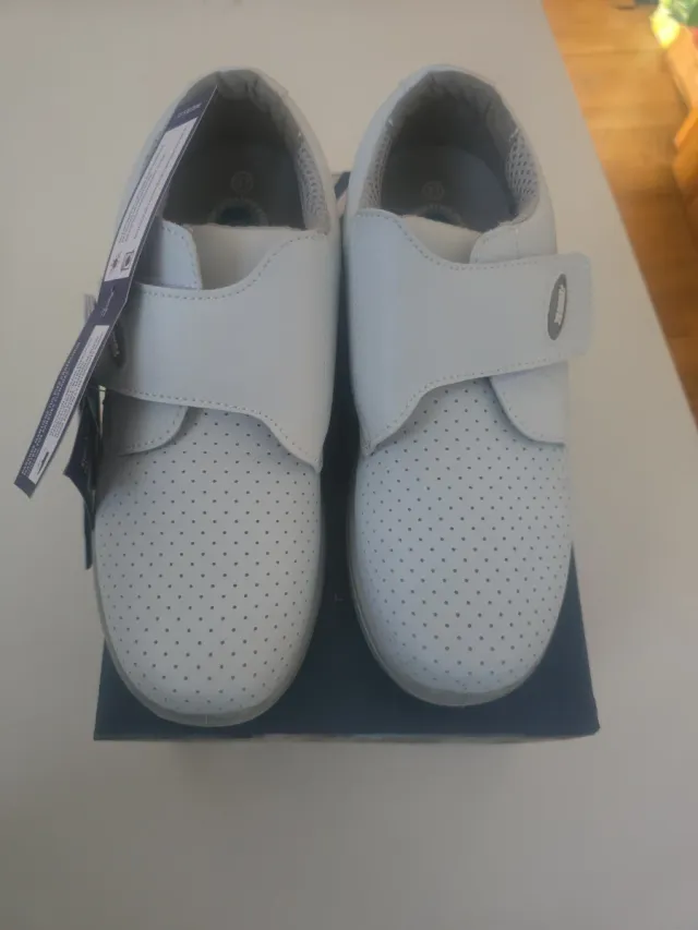 Zapatos Escorpio Blancos Talla 37