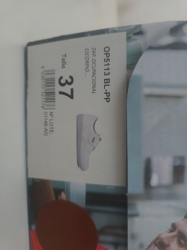 Zapatos Escorpio Blancos Talla 37