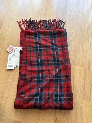 Bufanda HEATTECH Uniqlo a cuadros