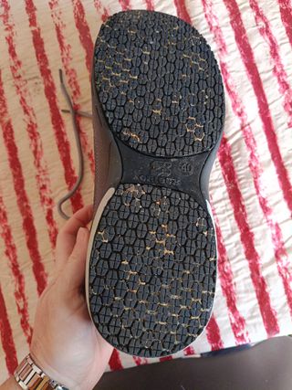 Zapatos de trabajo Oribck, solo usado una vez

