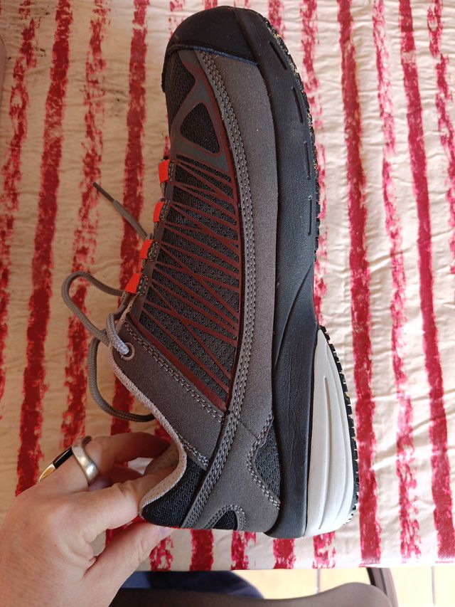 Zapatos de trabajo Oribck, solo usado una vez