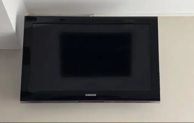 Samsung TV 32 (para piezas, no se ve imagen)