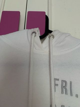 Sudadera Blanca con capucha