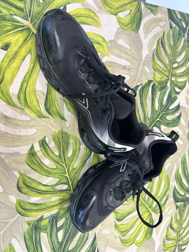 Zapatillas deportivas negras talla 43