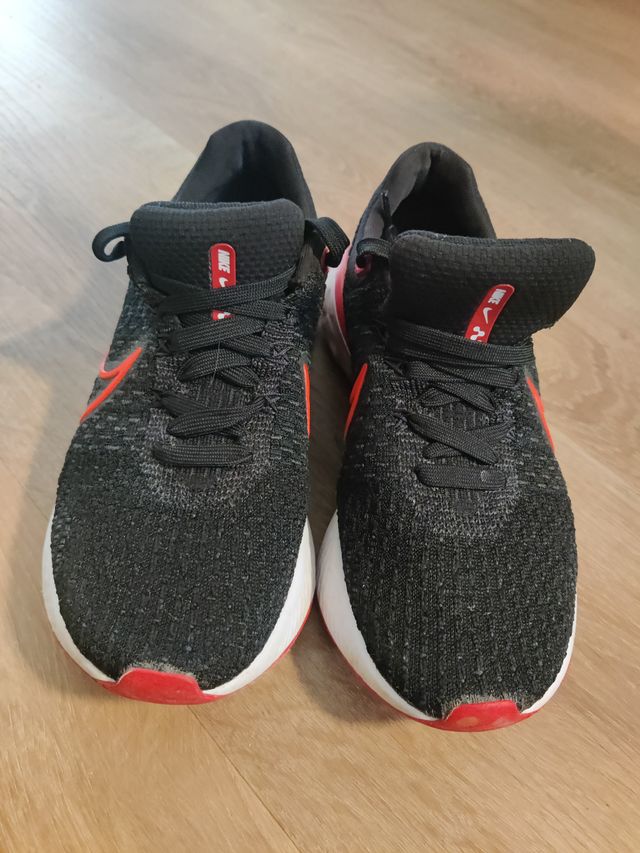 Tênis Nike React Infinity Run Flyknit 40