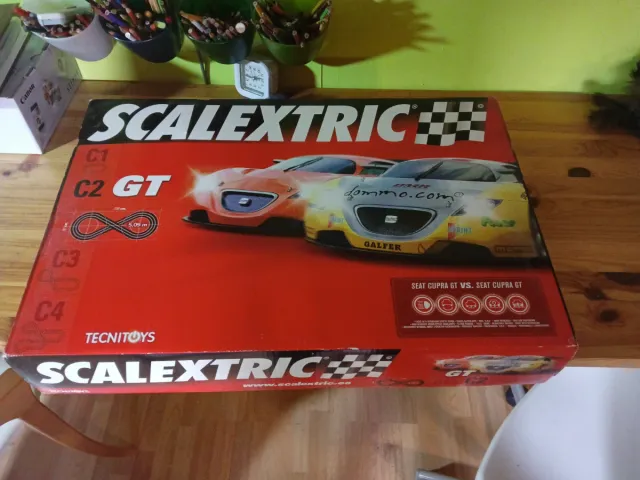 Scalextric C2 GT