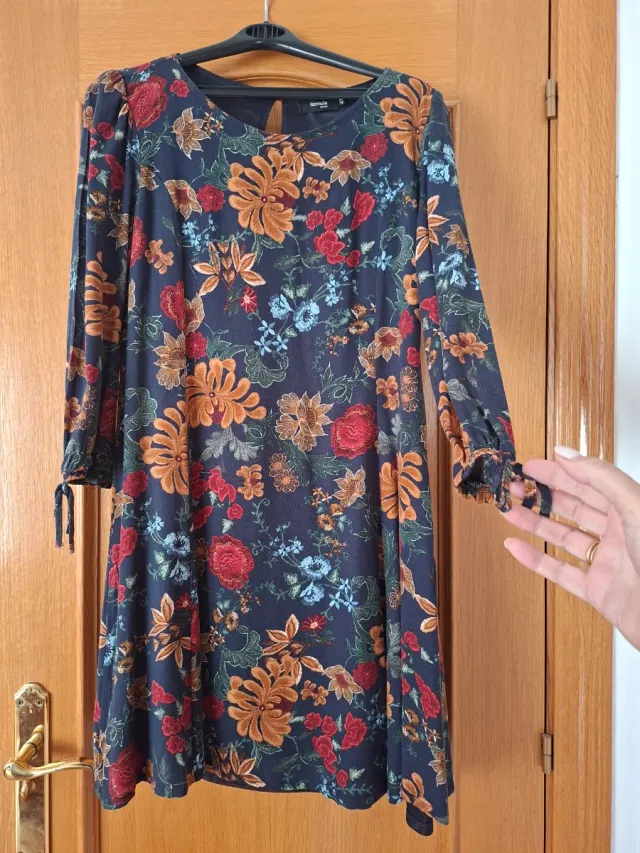 Vestido estampado floral manga larga
