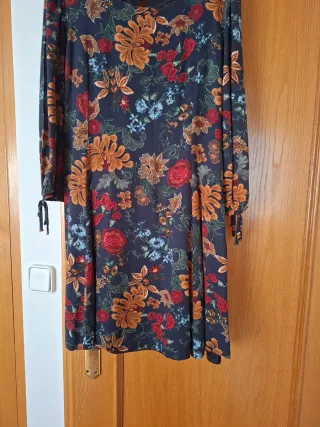 Vestido estampado floral manga larga