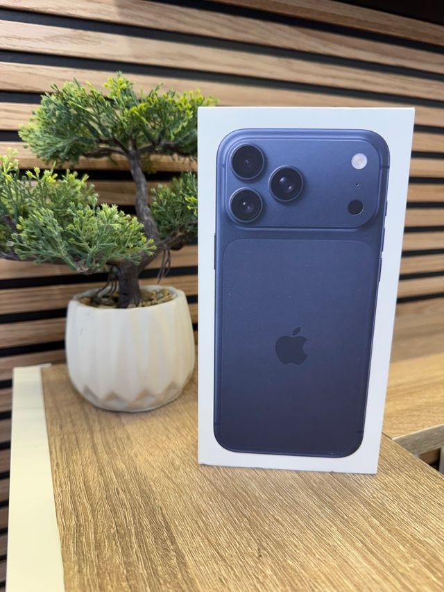 iPhone 17 Pro Max 256GB Precintado Azul Marino