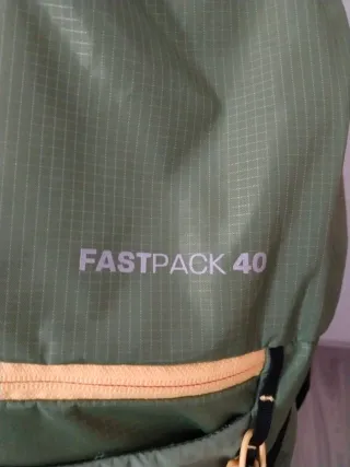 Mochila Ultimate Direction Fastpack 40 nueva.