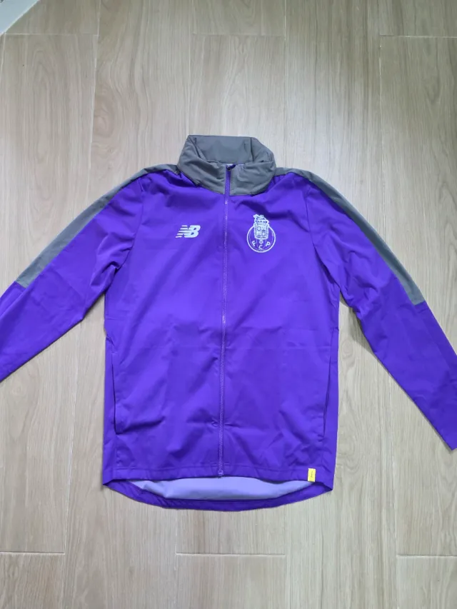 Chaqueta cortavientos FC Porto New Balance Morada