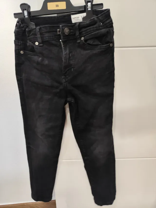 Pantalones vaqueros negros para niño talla 5_6