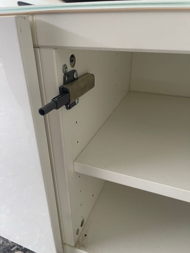 Mueble TV diseño blanco y negro