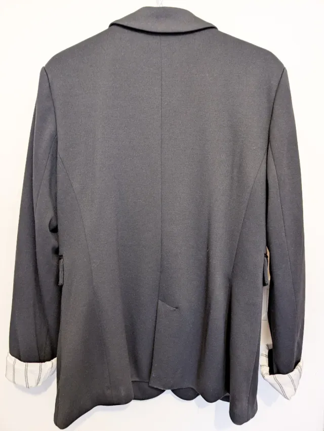 Blazer negro Stradivarius