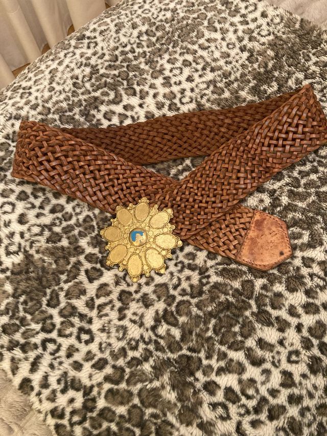 Cinturón Cuero Trenzado Hebilla Dorada