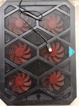 Base Refrigeradora Portátil VOXON 6 Ventiladores