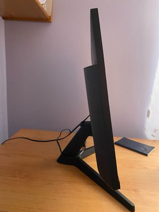 Monitor Samsung F24T350FHK Negro con sus cables