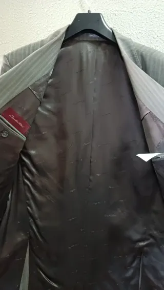 Americana Emidio Tucci gris rayas sin usar Talla54