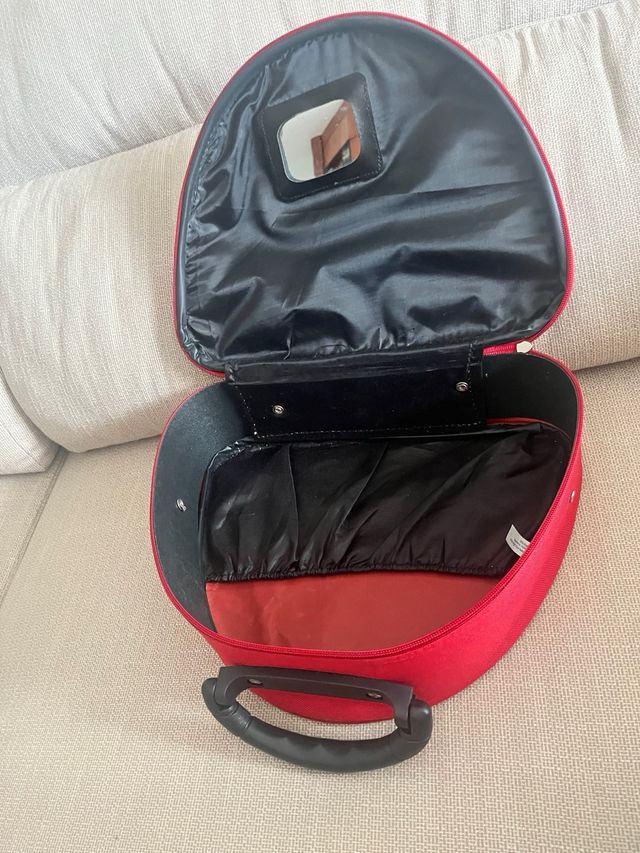 Maletín de mano de viaje rojo