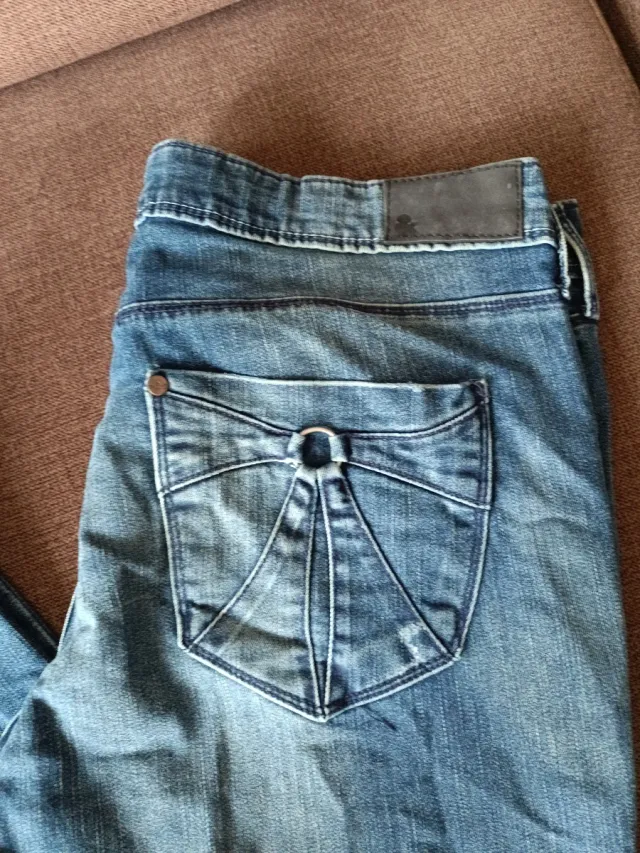 Tejanos azules acampanados talla 44