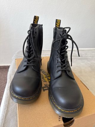 Botas Dr. Martens Talla 37 EU/4 UK Negras