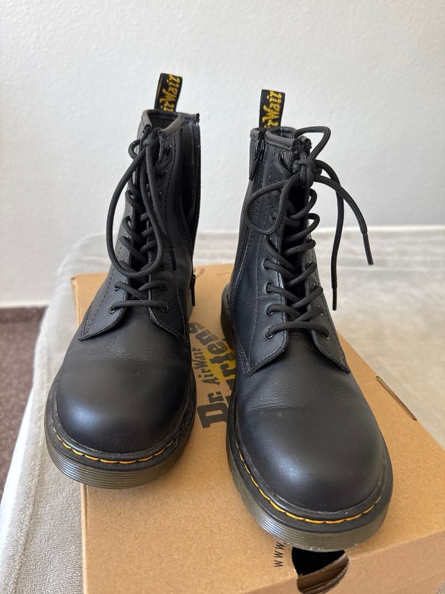 Botas Dr. Martens Talla 37 EU/4 UK Negras