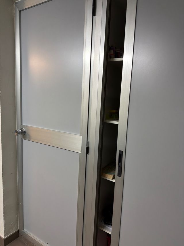 Puertas correderas y batientes