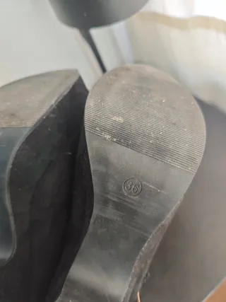 Zapatos de tacón negros con plataforma