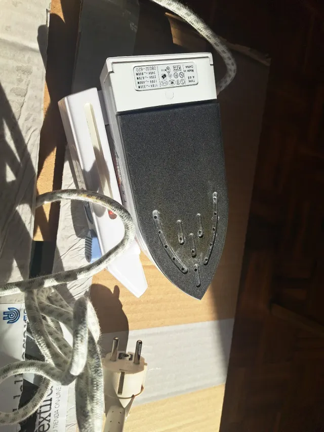 Plancha de viaje pequeña