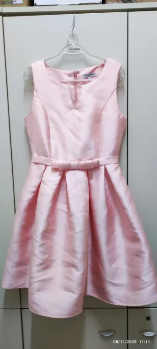 Abito da cerimonia rosa con fiocco